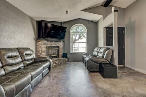 2510 Lakecrest Dr, Moore, OK 73170 photo 4
