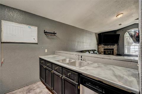 2510 Lakecrest Dr, Moore, OK 73170 photo 11
