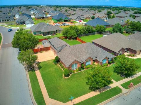 325 Thornebrook Dr, Norman, OK 73069 photo 1