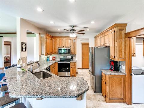 325 Thornebrook Dr, Norman, OK 73069 photo 23