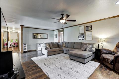 303 Timber Creek Dr, Tuttle, OK 73089 photo 10