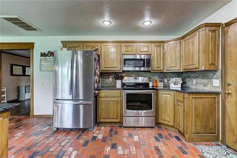 303 Timber Creek Dr, Tuttle, OK 73089 photo 16