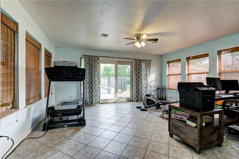 303 Timber Creek Dr, Tuttle, OK 73089 photo 29