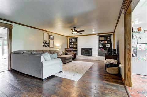 303 Timber Creek Dr, Tuttle, OK 73089 photo 8