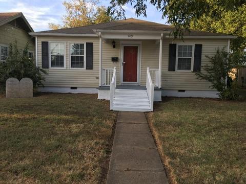 509 Wilson Ave, Comanche, OK 73529 photo 1