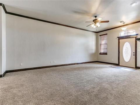 1601 Post Oak Ln, Moore, OK 73160 photo 7