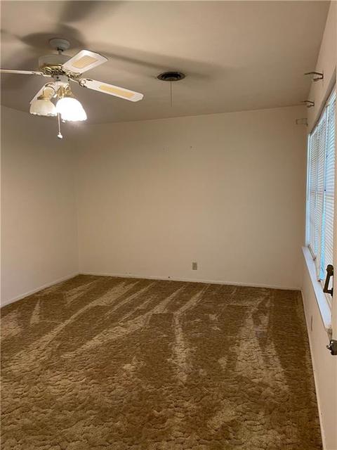 504 S Bock St, Broken Bow, OK 74728 photo 3