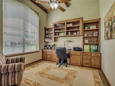 237 N Oaks Rd, Harrah, OK 73045 photo 3
