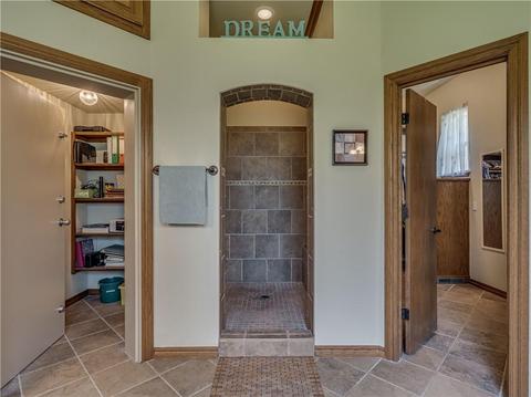 237 N Oaks Rd, Harrah, OK 73045 photo 19