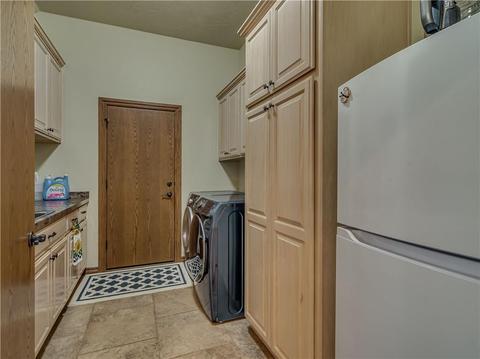 237 N Oaks Rd, Harrah, OK 73045 photo 13