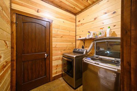 338 Sugar Pine Loop, Broken Bow, OK 74728 photo 11