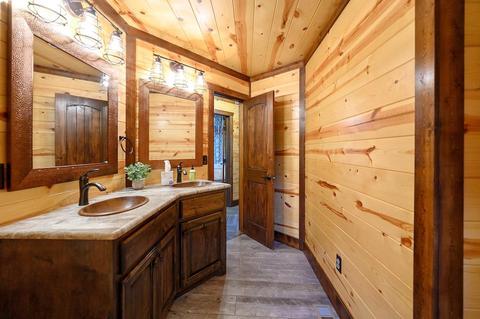 338 Sugar Pine Loop, Broken Bow, OK 74728 photo 23