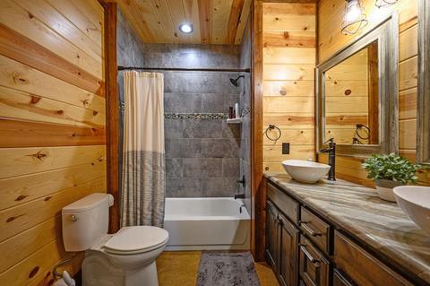 338 Sugar Pine Loop, Broken Bow, OK 74728 photo 17
