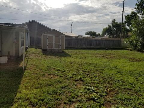 234 E Main St, Hydro, OK 73048 photo 3