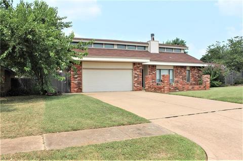 2017 Oakmeadows Dr, Norman, OK 73071 photo 4