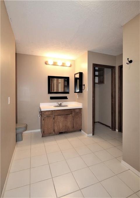 2017 Oakmeadows Dr, Norman, OK 73071 photo 29