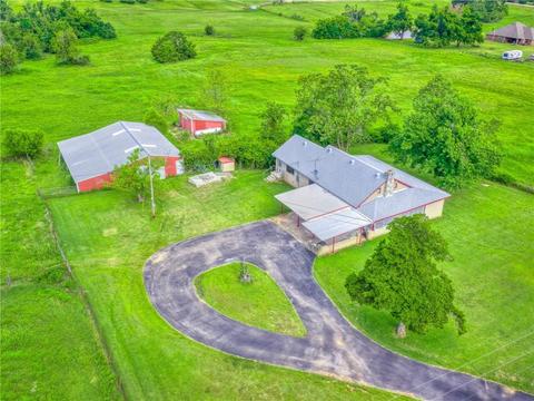 9301 S Pottawatomie Rd, Mcloud, OK 74851 photo 2