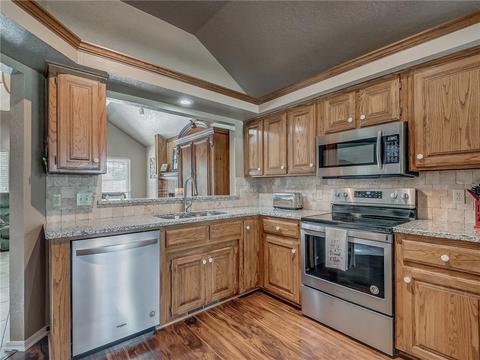 709 Old Bugle Rd, Edmond, OK 73003 photo 13