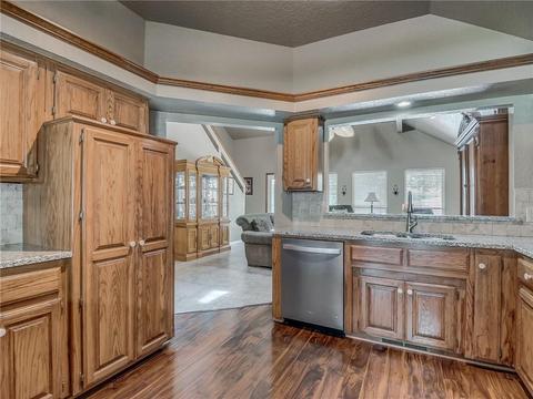 709 Old Bugle Rd, Edmond, OK 73003 photo 14