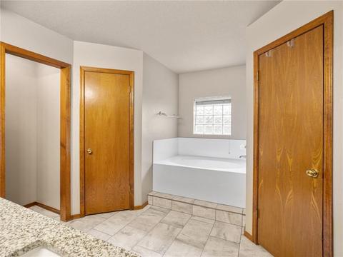 709 Old Bugle Rd, Edmond, OK 73003 photo 24
