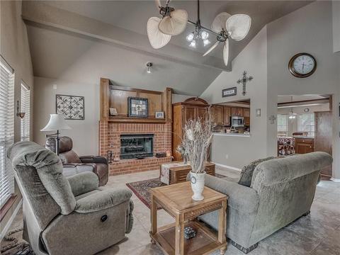 709 Old Bugle Rd, Edmond, OK 73003 photo 7