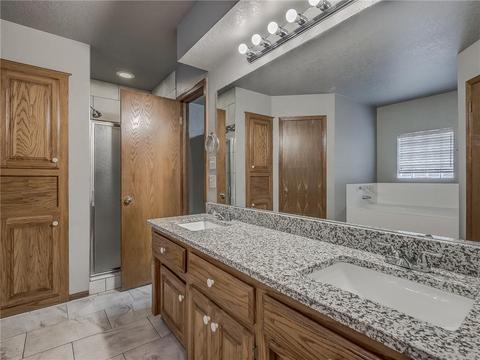 709 Old Bugle Rd, Edmond, OK 73003 photo 23