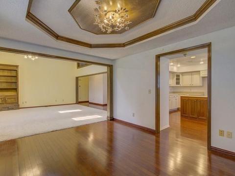 332 E Olympic Dr, Yukon, OK 73099 photo 8