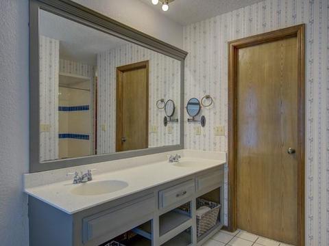 332 E Olympic Dr, Yukon, OK 73099 photo 15