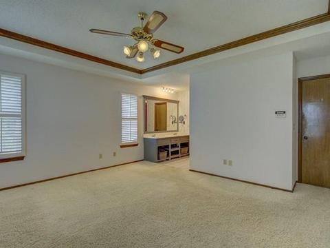 332 E Olympic Dr, Yukon, OK 73099 photo 14