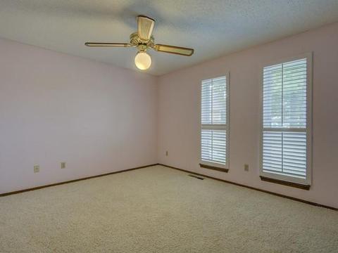 332 E Olympic Dr, Yukon, OK 73099 photo 20