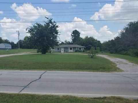 2500 S Dobbs Rd, Harrah, OK 73045 photo 1