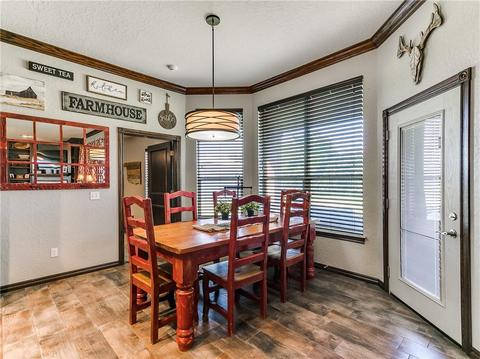 408 Lee Cir, Tuttle, OK 73089 photo 6