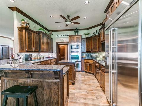 408 Lee Cir, Tuttle, OK 73089 photo 7