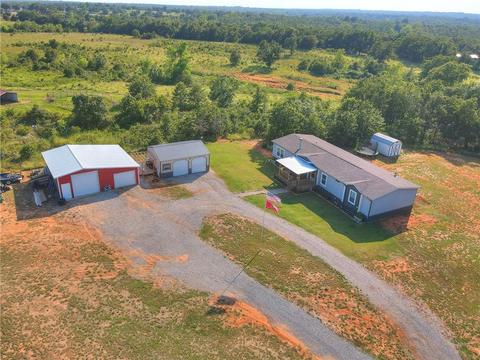 15514 Fishmarket Rd, Mcloud, OK 74851 photo 2