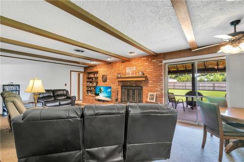 204 S Mockingbird Dr, Altus, OK 73521 photo 10