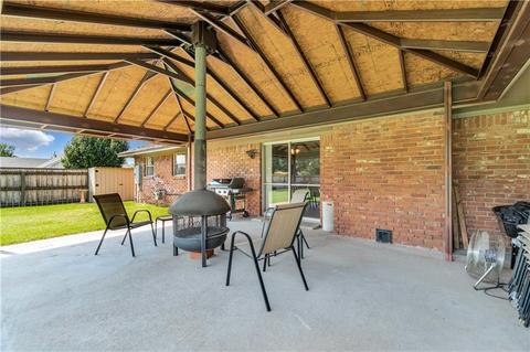204 S Mockingbird Dr, Altus, OK 73521 photo 30