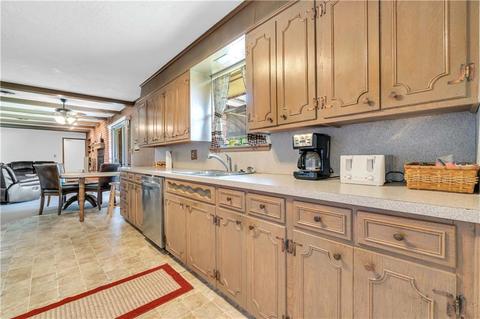 204 S Mockingbird Dr, Altus, OK 73521 photo 15