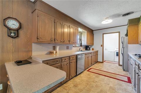 204 S Mockingbird Dr, Altus, OK 73521 photo 12