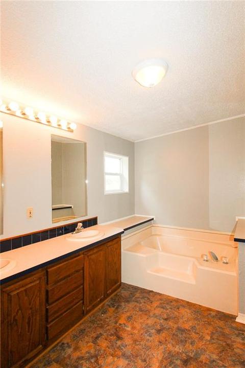 8282 E Franklin Rd, Norman, OK 73026 photo 19