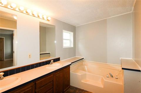 8282 E Franklin Rd, Norman, OK 73026 photo 18