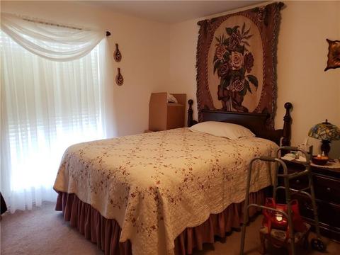604 E Locust St, Tecumseh, OK 74873 photo 9