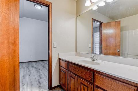 2016 SW 32nd St, Moore, OK 73170 photo 25
