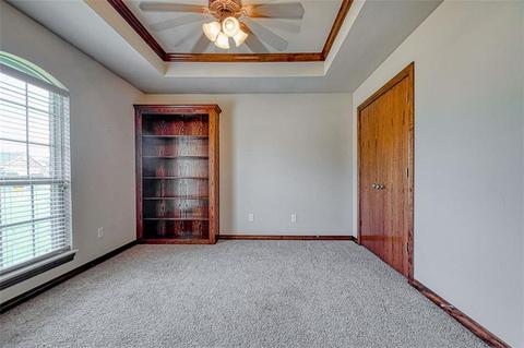2016 SW 32nd St, Moore, OK 73170 photo 3