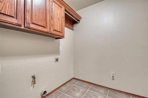 2016 SW 32nd St, Moore, OK 73170 photo 28