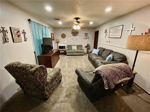 1111 Maple St, Ninnekah, OK 73067 photo 3