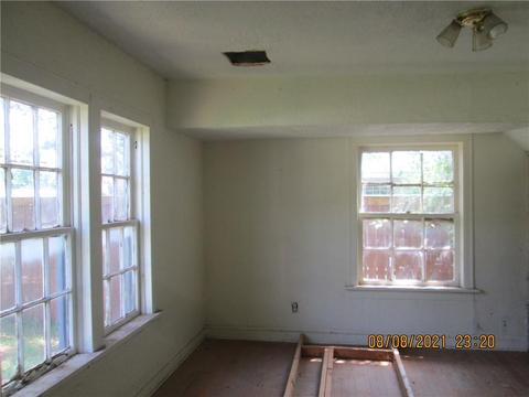 604 W Apache St, Purcell, OK 73080 photo 5