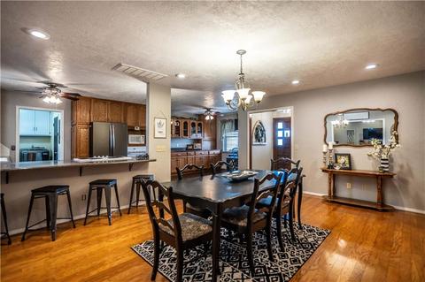 827 N Brewer Ave, Hydro, OK 73048 photo 5