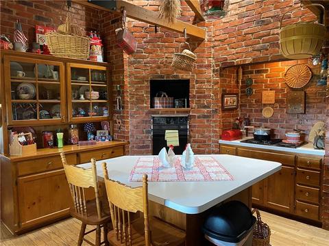 201 N Clift St, Hammon, OK 73650 photo 2