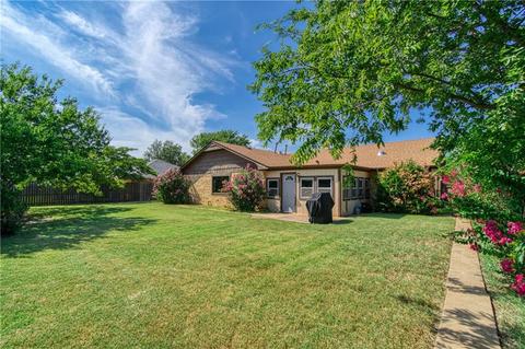 300 Sequoyah Ln, Altus, OK 73521 photo 24