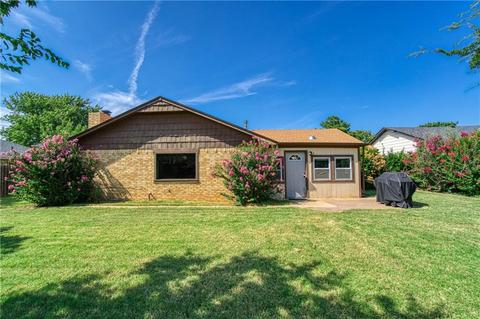 300 Sequoyah Ln, Altus, OK 73521 photo 25